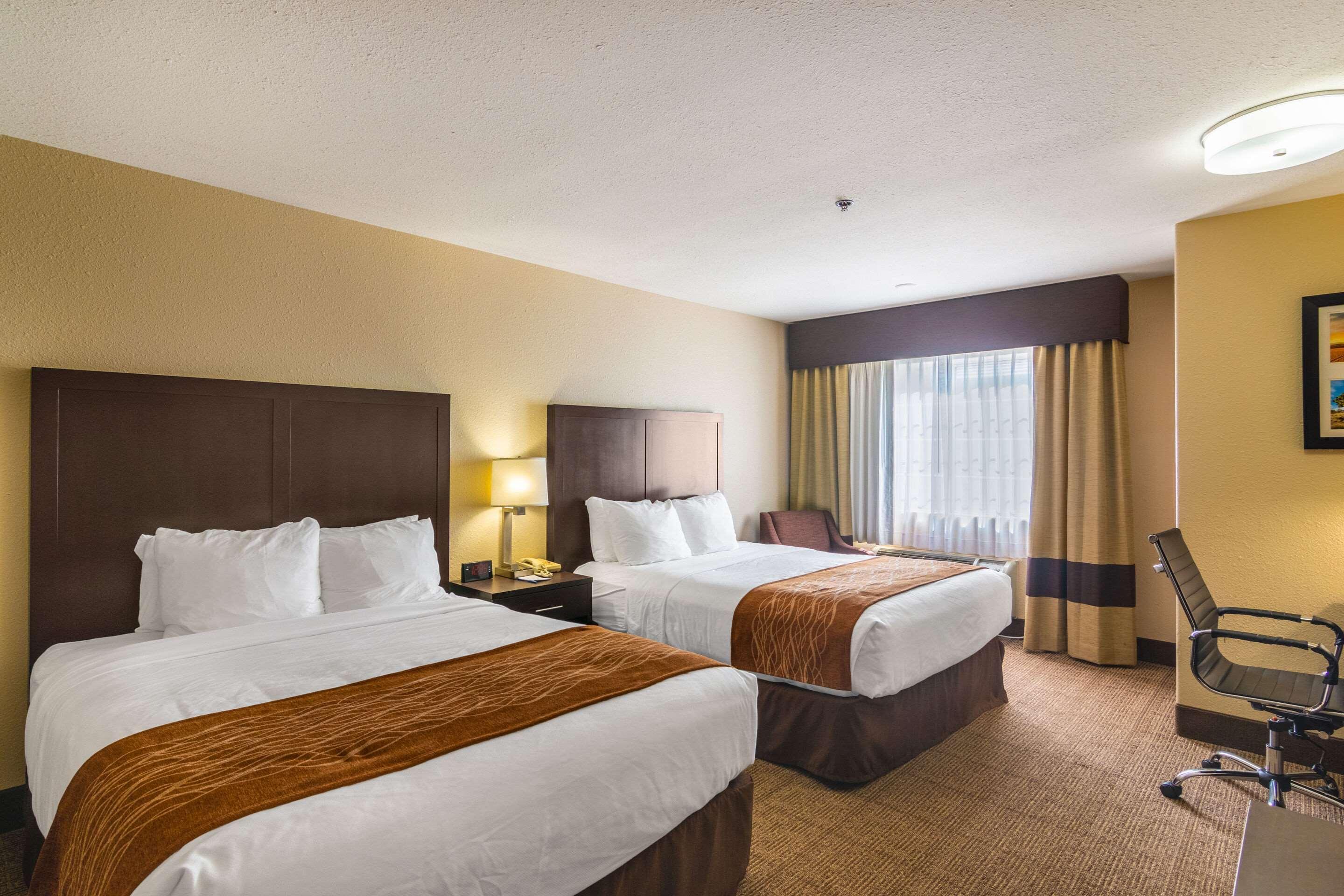 Comfort Inn&suites 3*