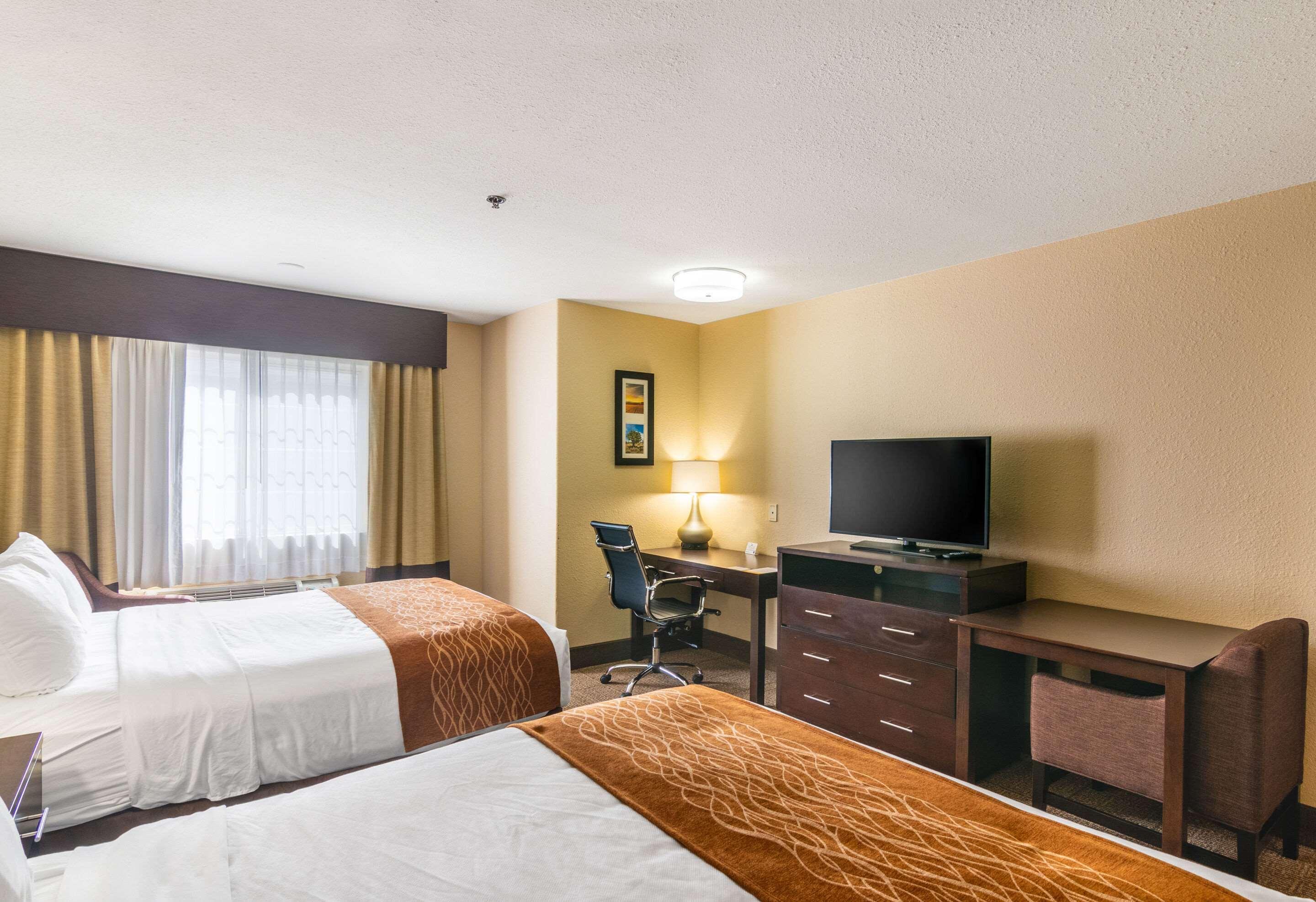 Comfort Inn&suites Hotel 3*