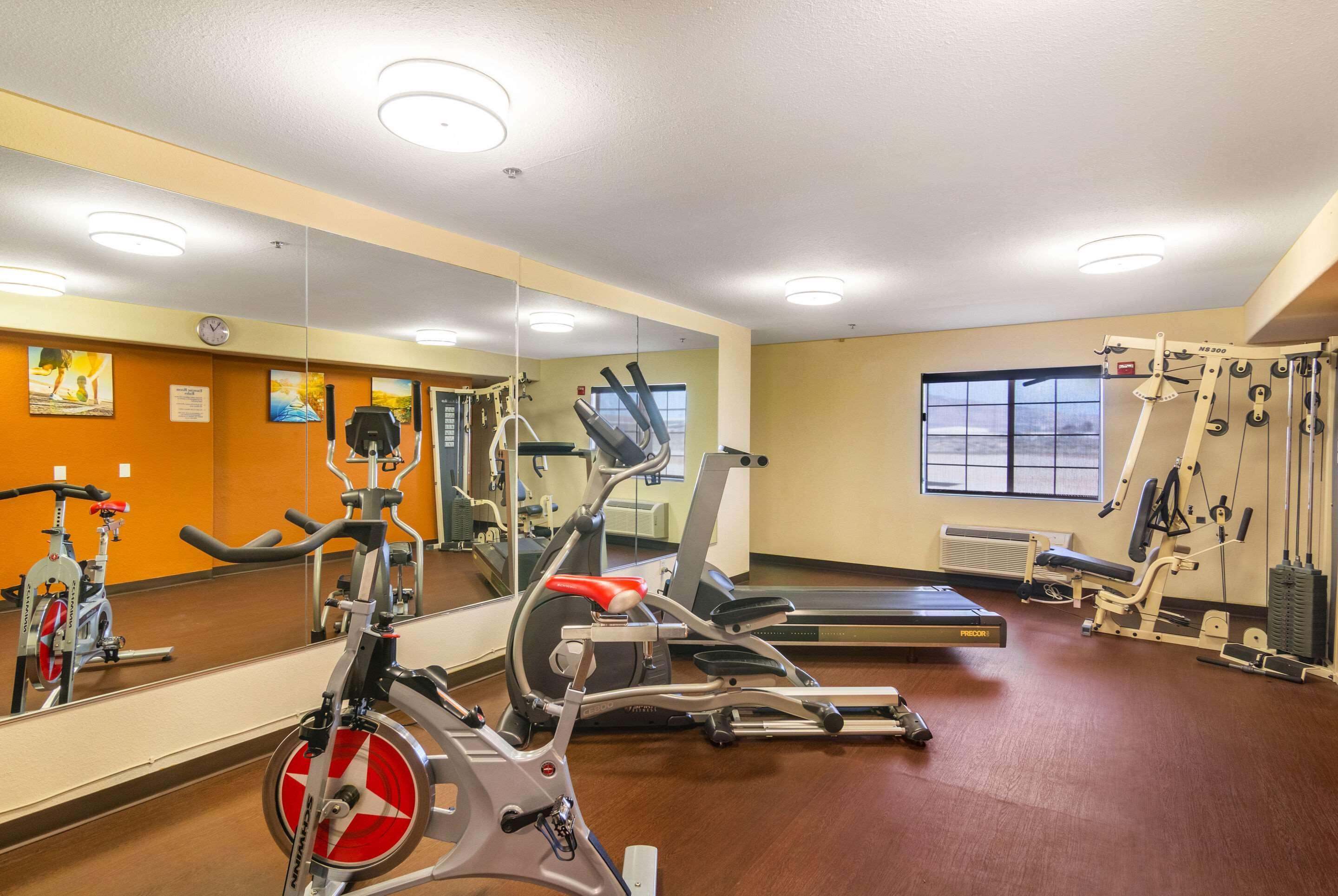 Comfort Inn&suites 3*
