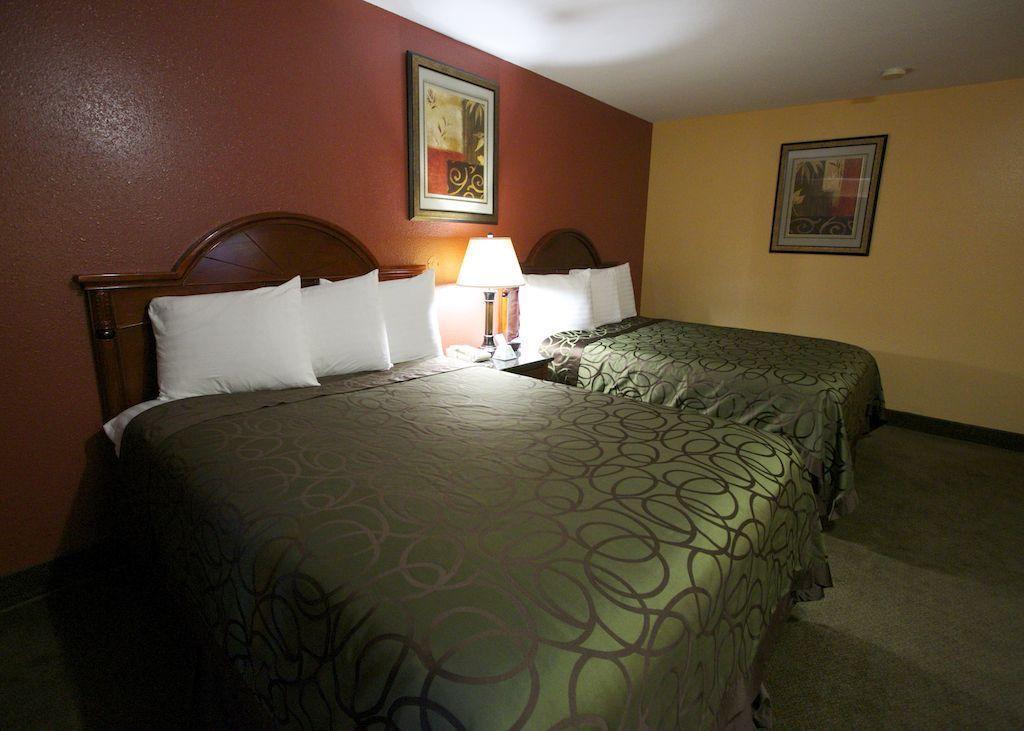 Hotel Comfort Inn&suites 3*