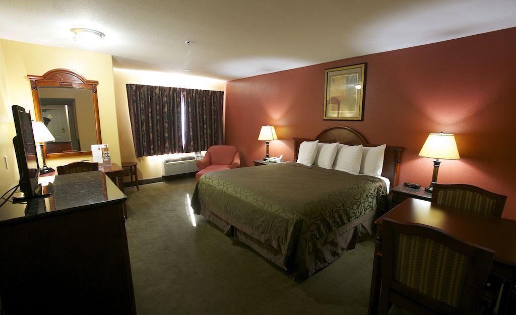 Hotel Comfort Inn&suites 3*