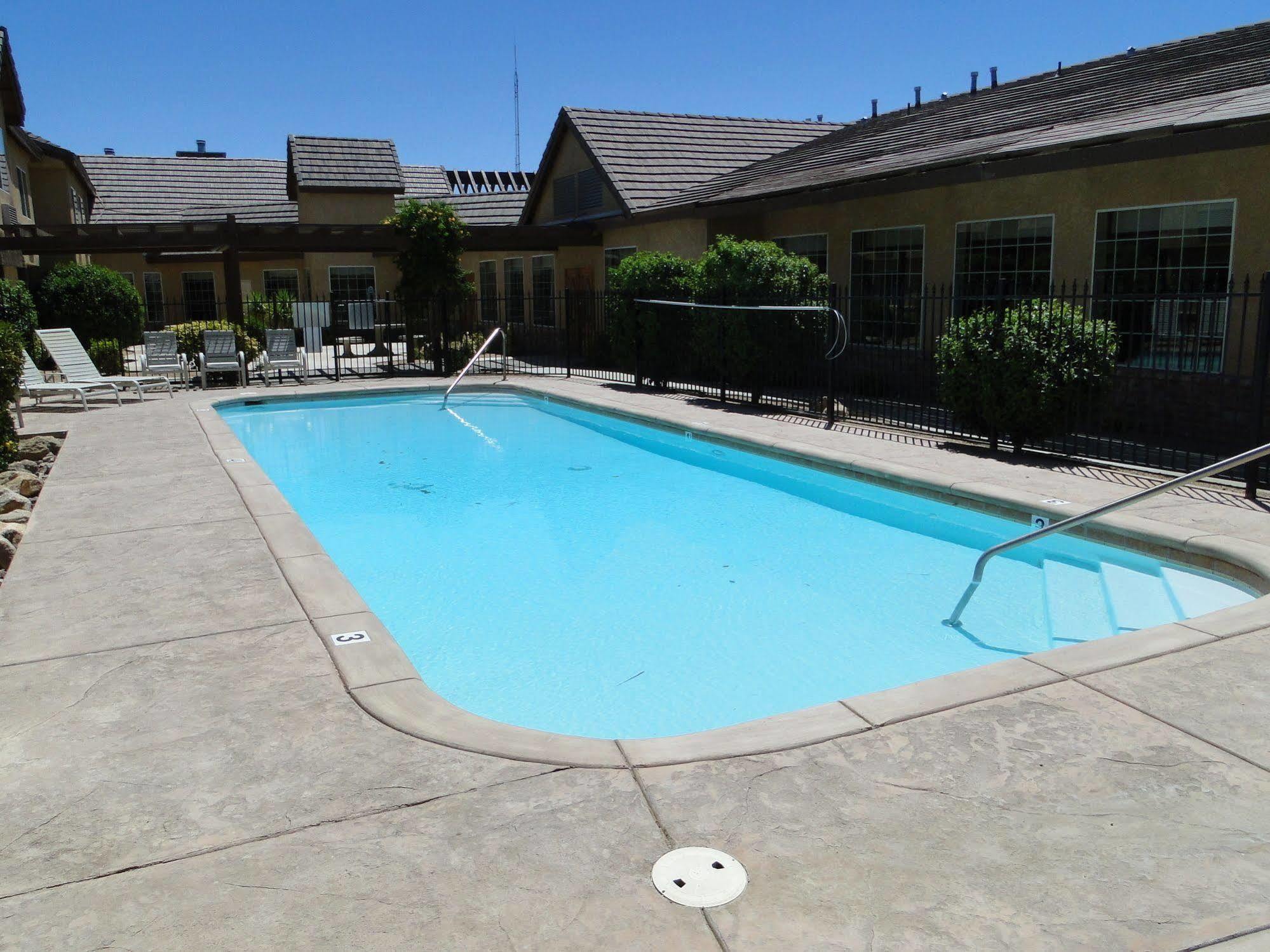 Comfort Inn&suites Hotel 3*